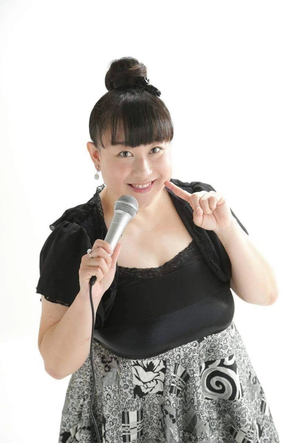 内濠KOFUN STAGE MC/キューピット芸人ゆっき～